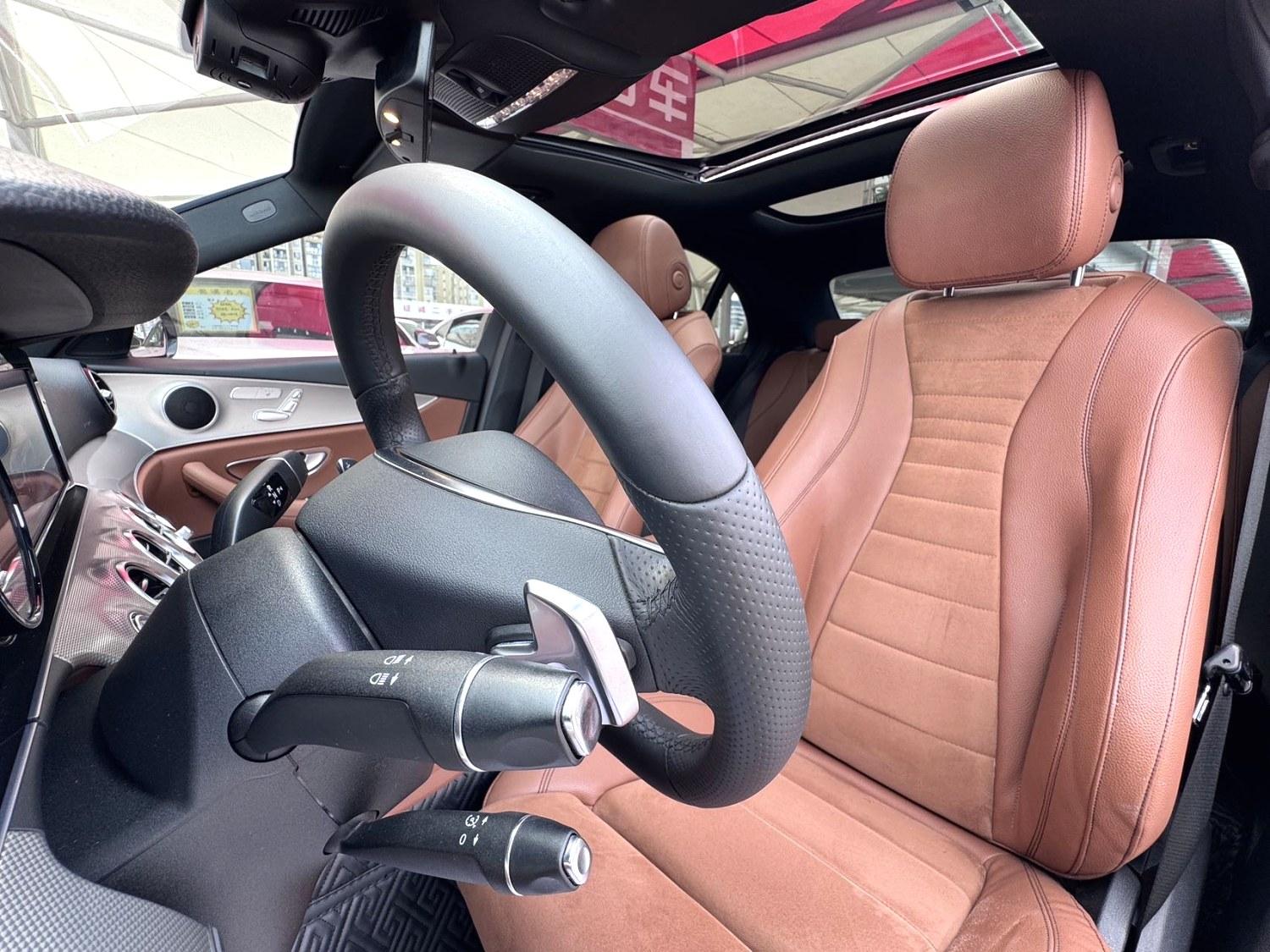 Mercedes-Benz E-Класс 2017 thumb 10