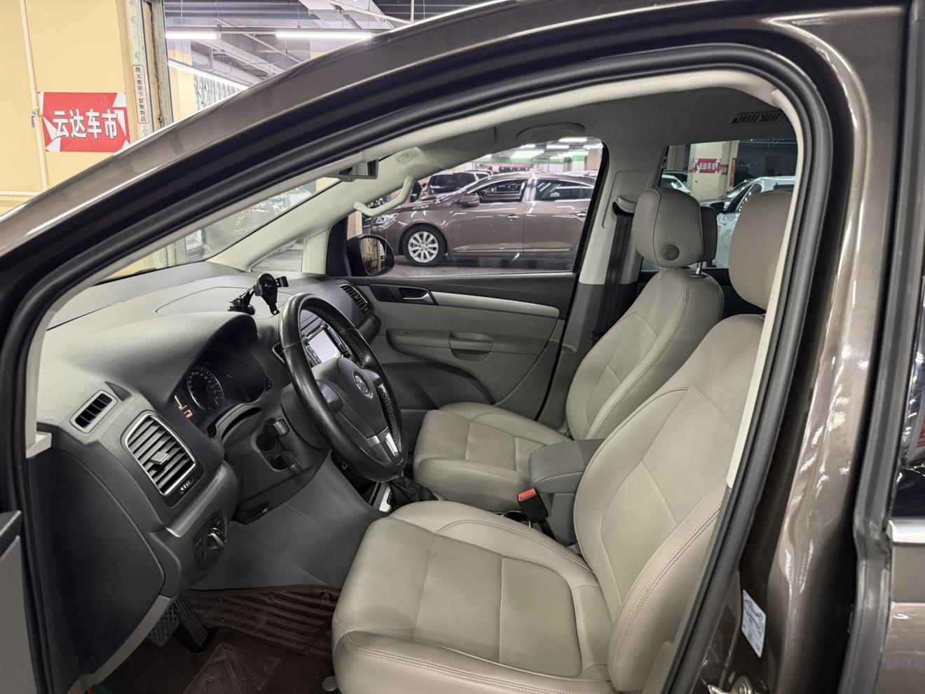 Volkswagen Jetta 2014 thumb 11