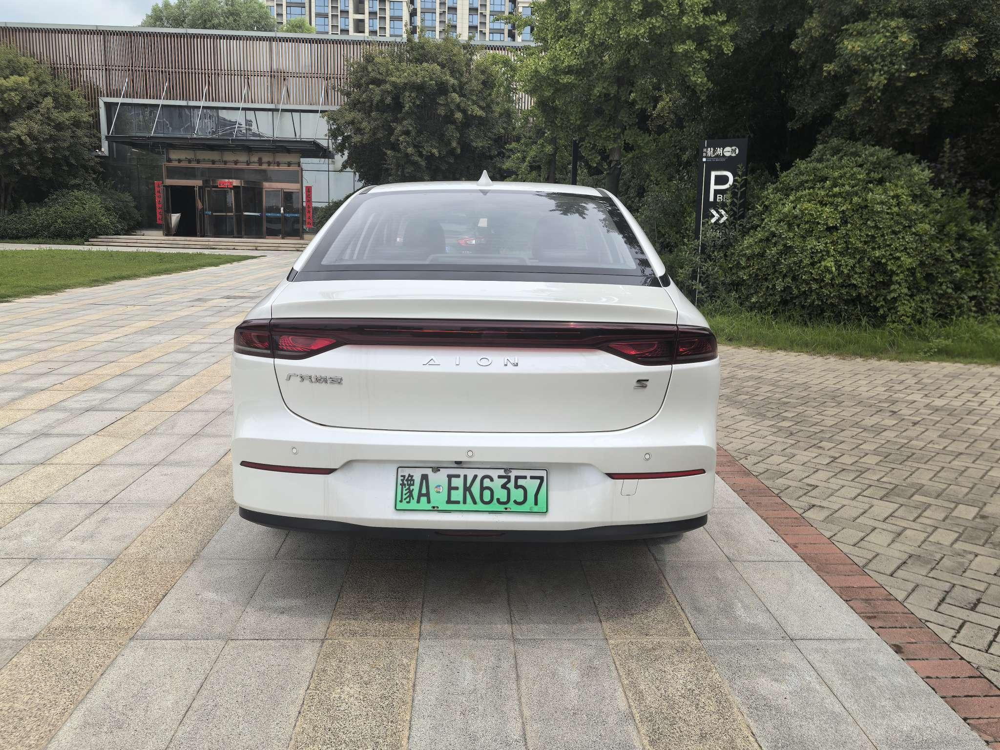 GAC Aion S 2023 thumb 4
