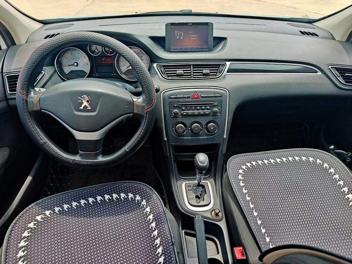 Peugeot 308 2014 thumb 5