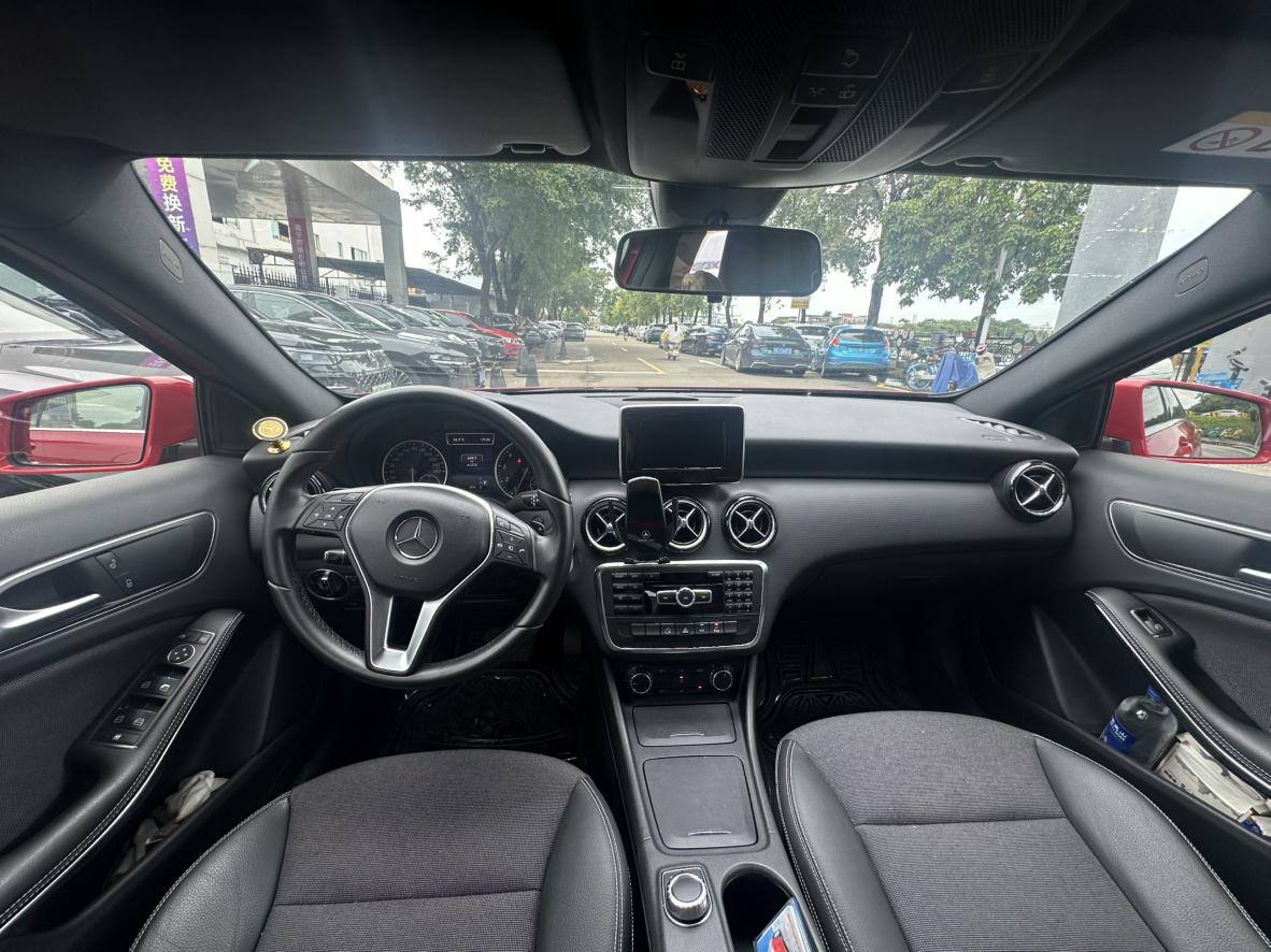 Mercedes-Benz A-Класс 2013 thumb 10
