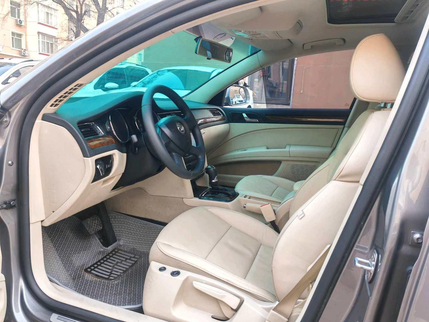 Skoda Su Pai 2013 thumb 6