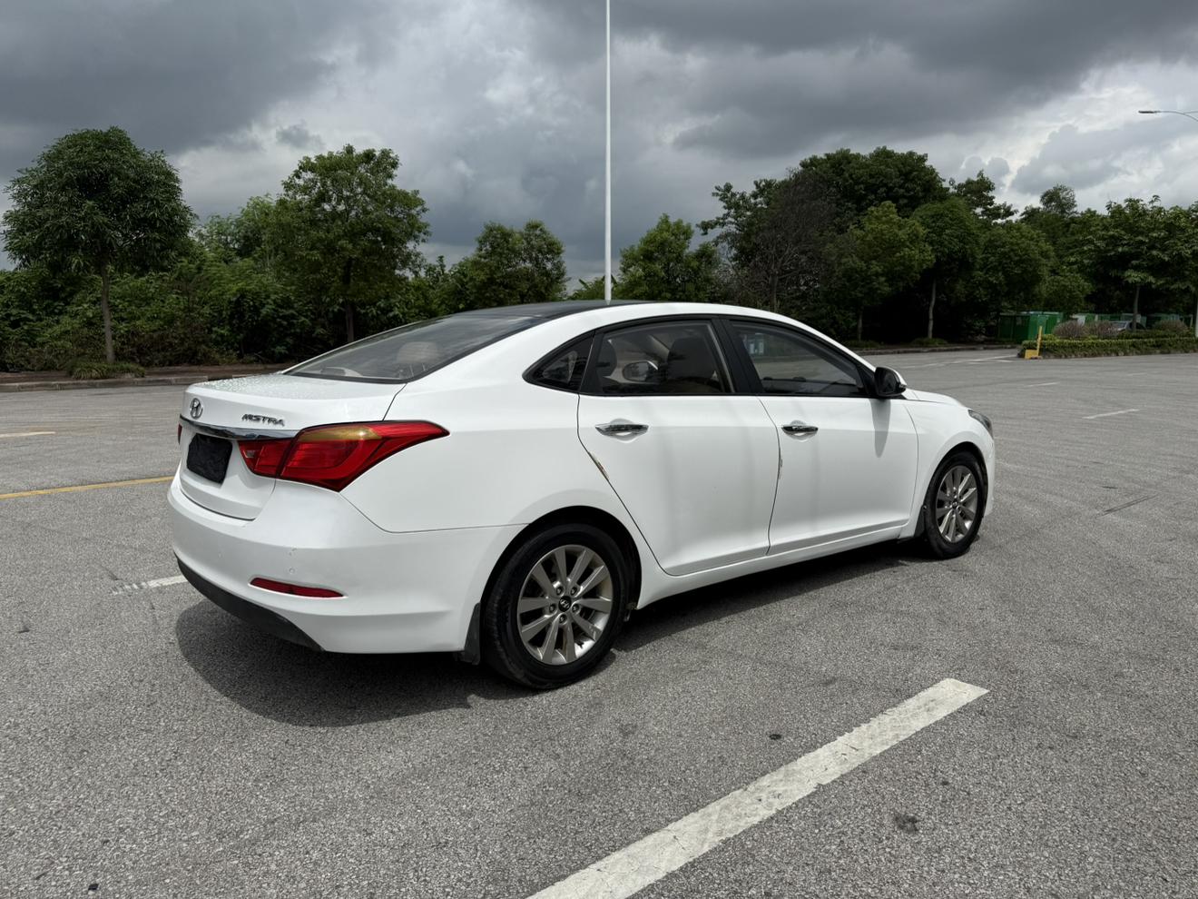 Hyundai Mistra 2014 thumb 4