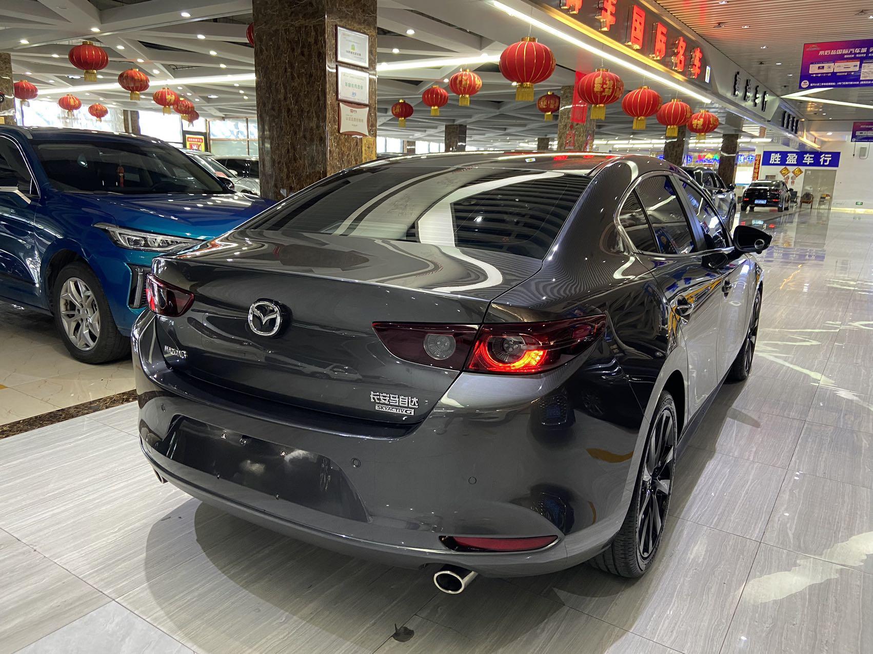 Mazda 3 2022 thumb 4