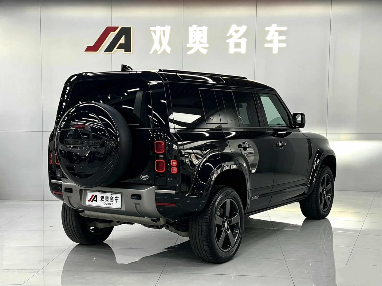 Land Rover Defender 2023 thumb 4
