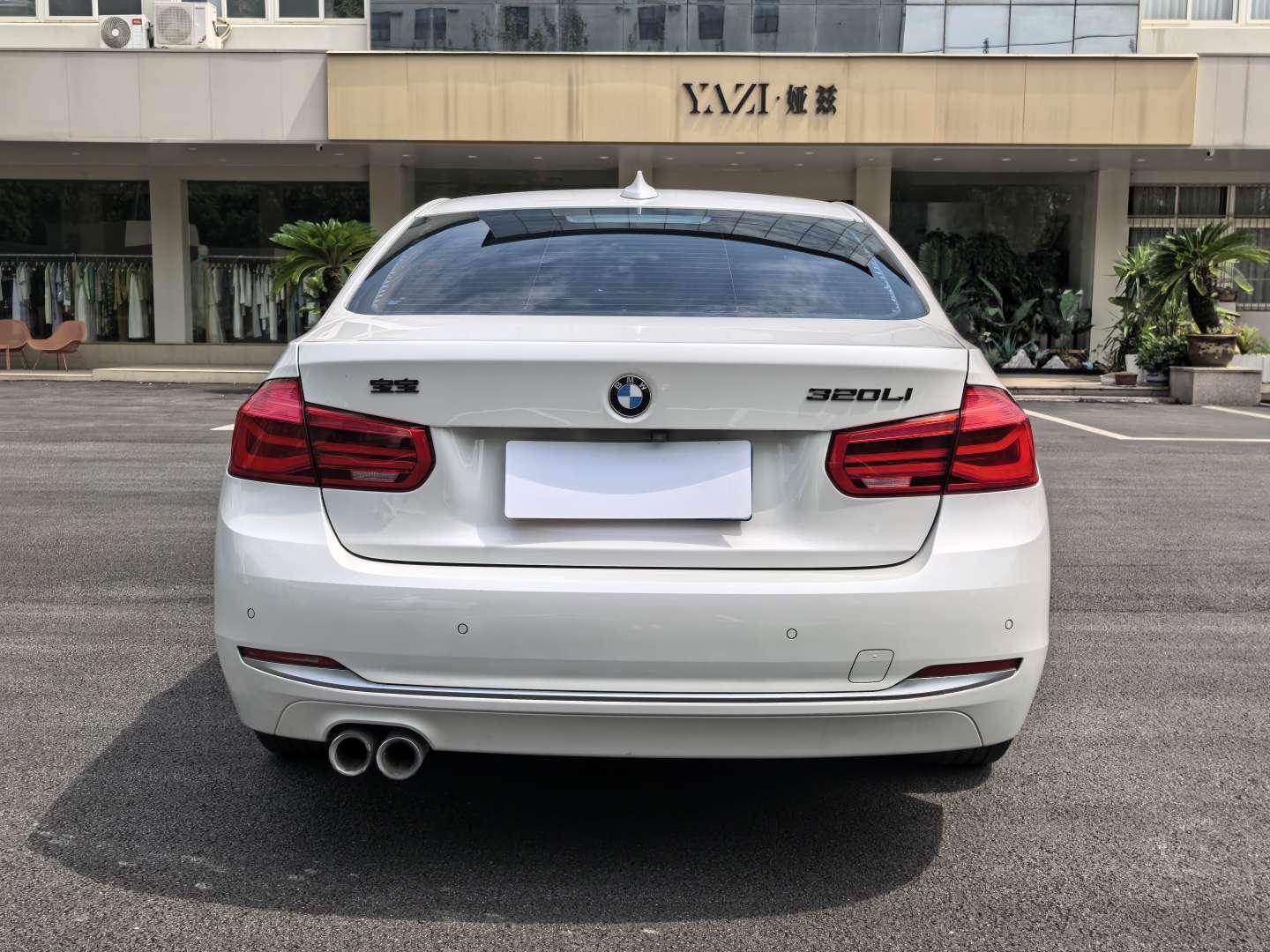 BMW 3 серии 2019 thumb 4