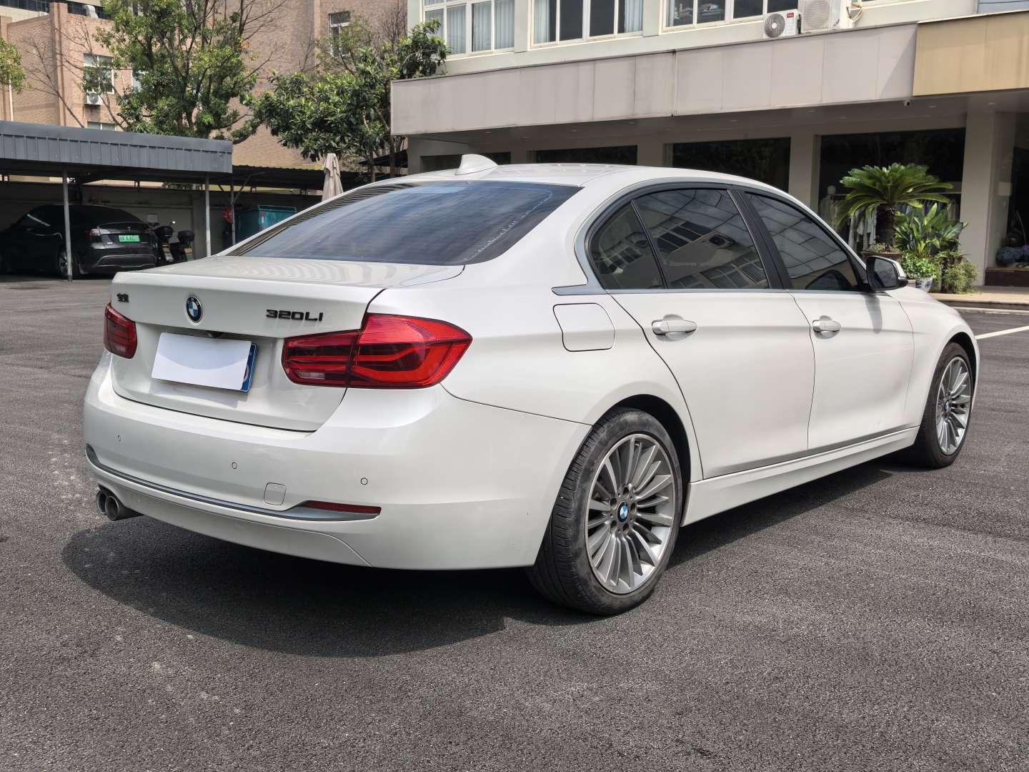 BMW 3 серии 2019 thumb 5