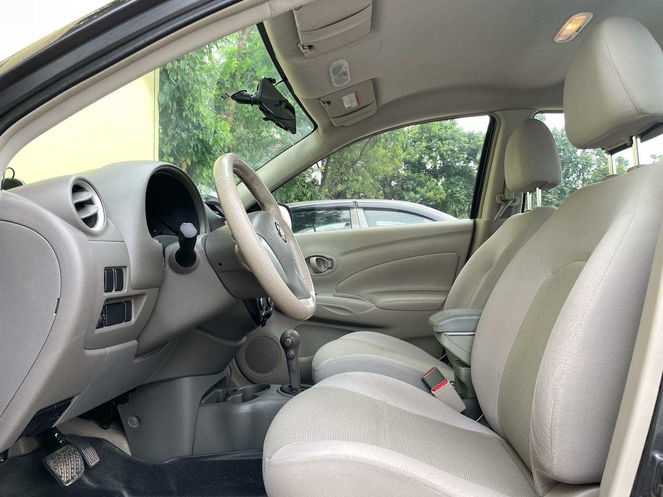 Nissan Sunny 2016 thumb 6