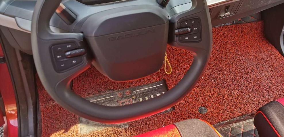 Baojun E200 2019 thumb 5