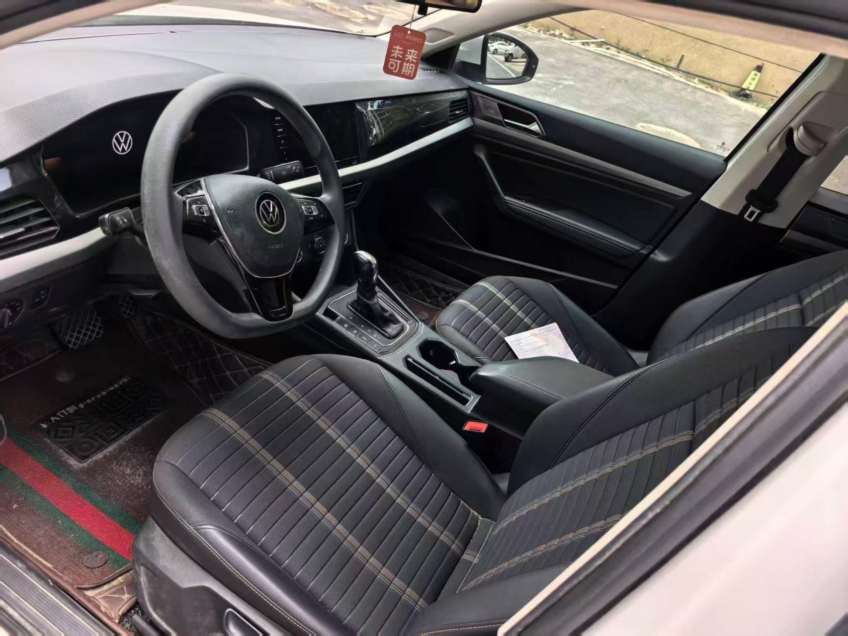 Volkswagen Lavida XR 2021 thumb 6