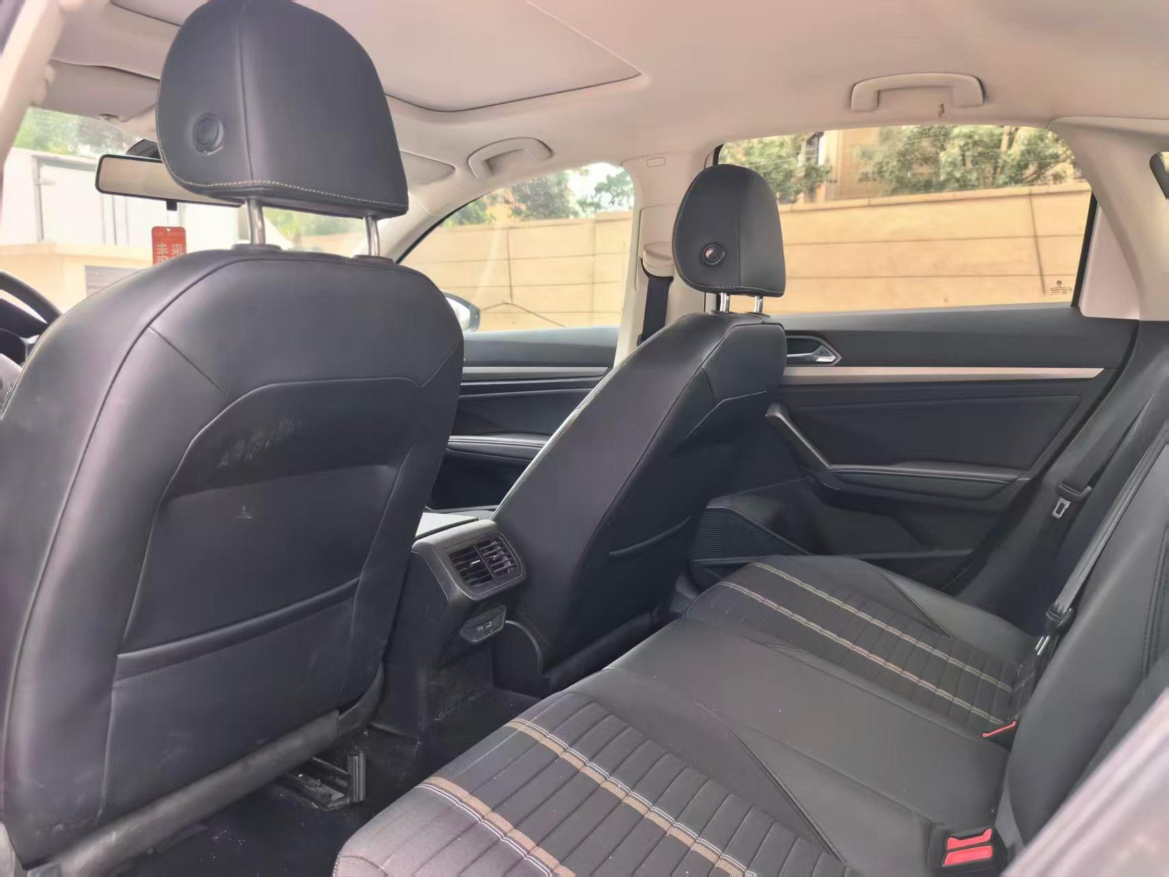 Volkswagen Lavida XR 2021 thumb 7