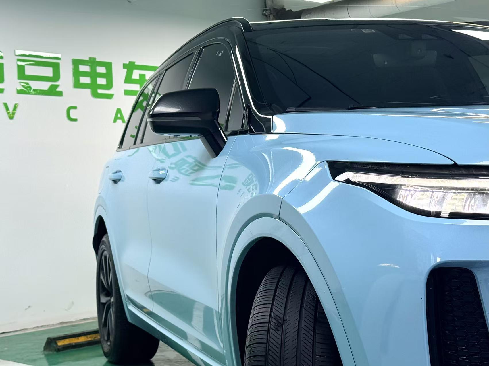 Lixiang (Li Auto) One 2020 thumb 2