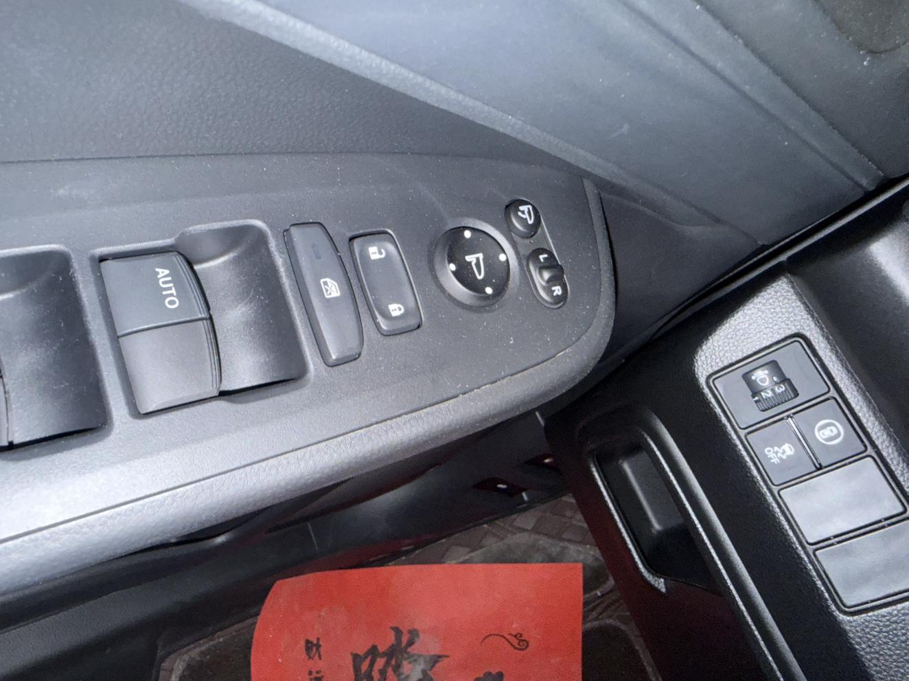 Honda Vezel 2023 thumb 8
