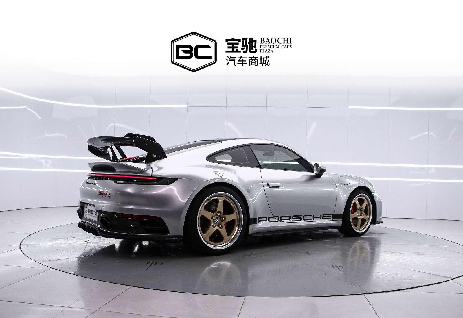 Porsche 911 2023 thumb 3