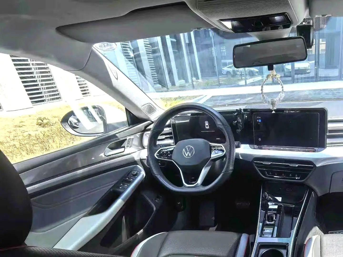 Volkswagen Lamando 2022 thumb 5