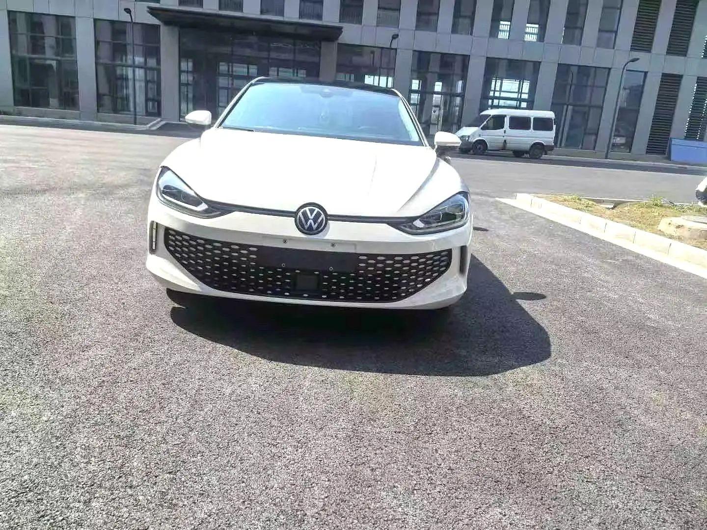 Volkswagen Lamando 2022 thumb 9