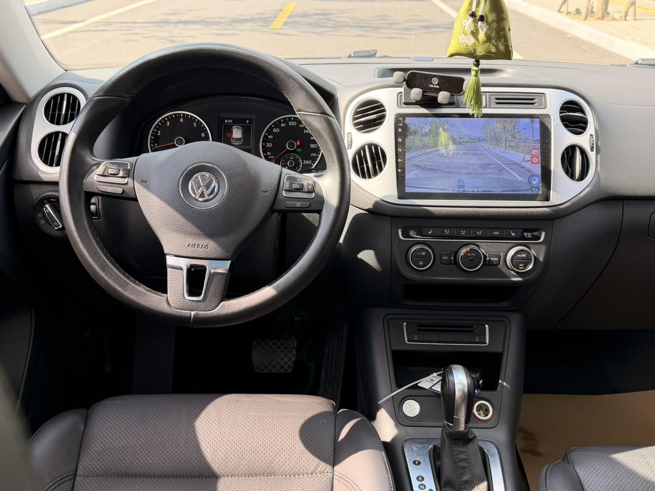 Volkswagen Tiguan 2015 thumb 11