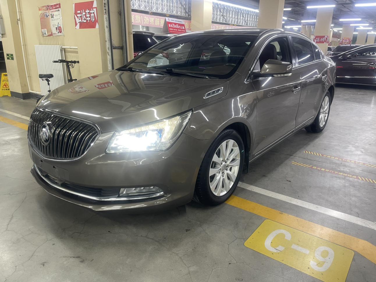 Buick LaCrosse 2013 thumb 12