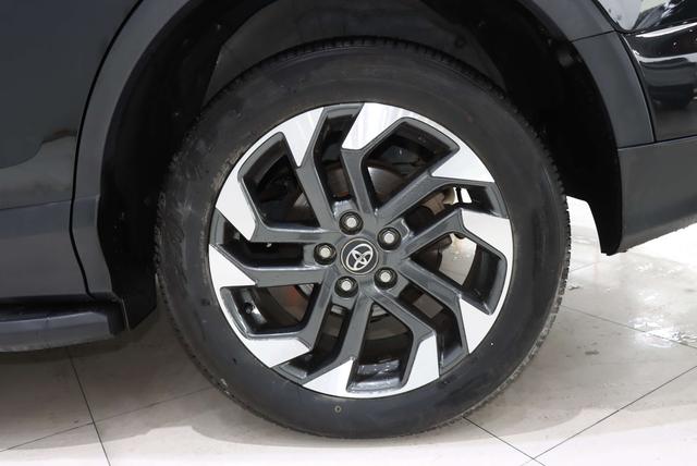 Toyota RAV4 2018 thumb 5