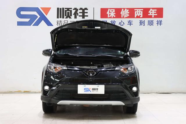Toyota RAV4 2018 thumb 8