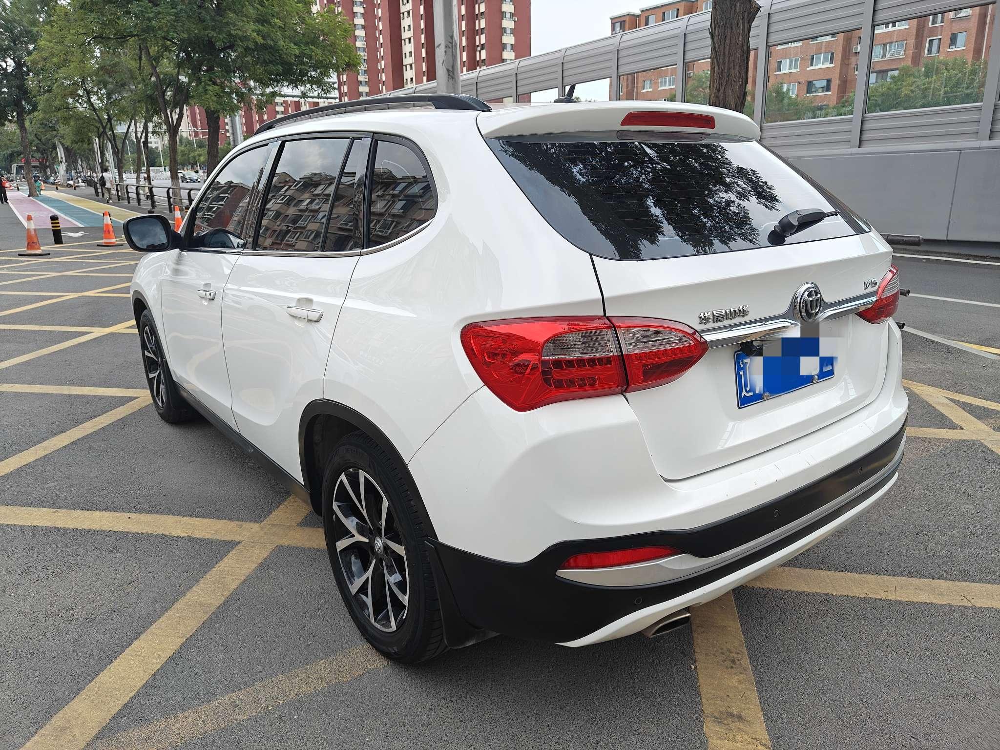 Brilliance V5 2014 thumb 2