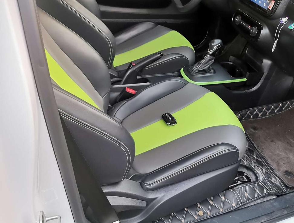 Roewe Clever 2020 thumb 4