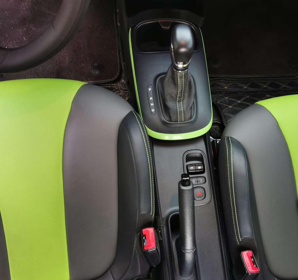 Roewe Clever 2020 thumb 5