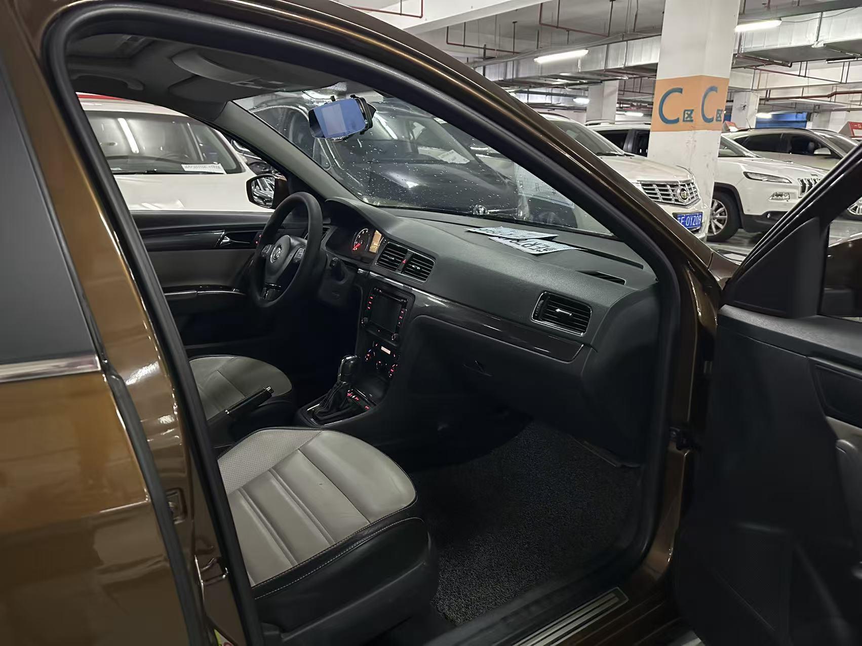 Volkswagen Jetta 2014 thumb 6