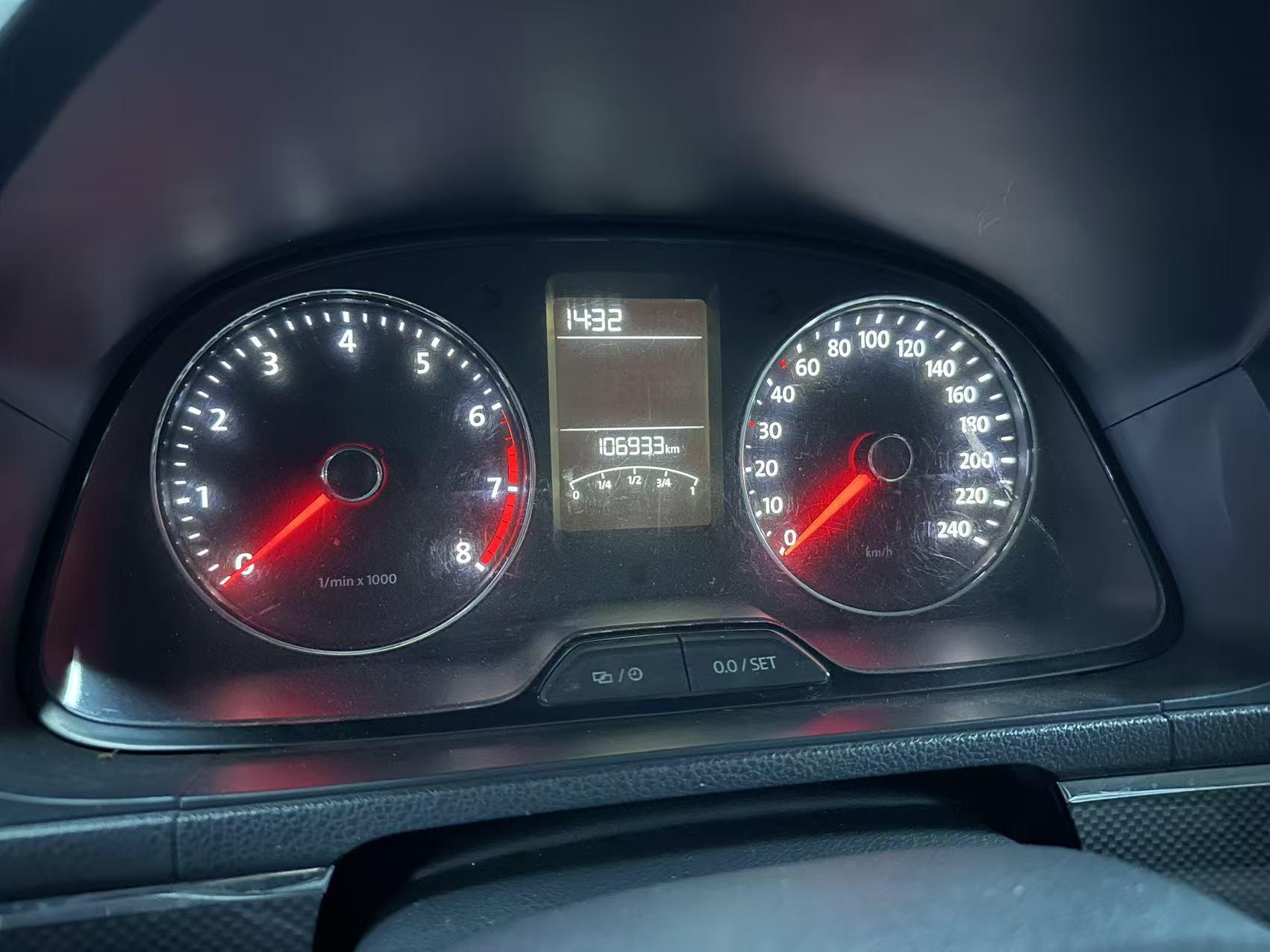 Volkswagen Jetta 2014 thumb 8