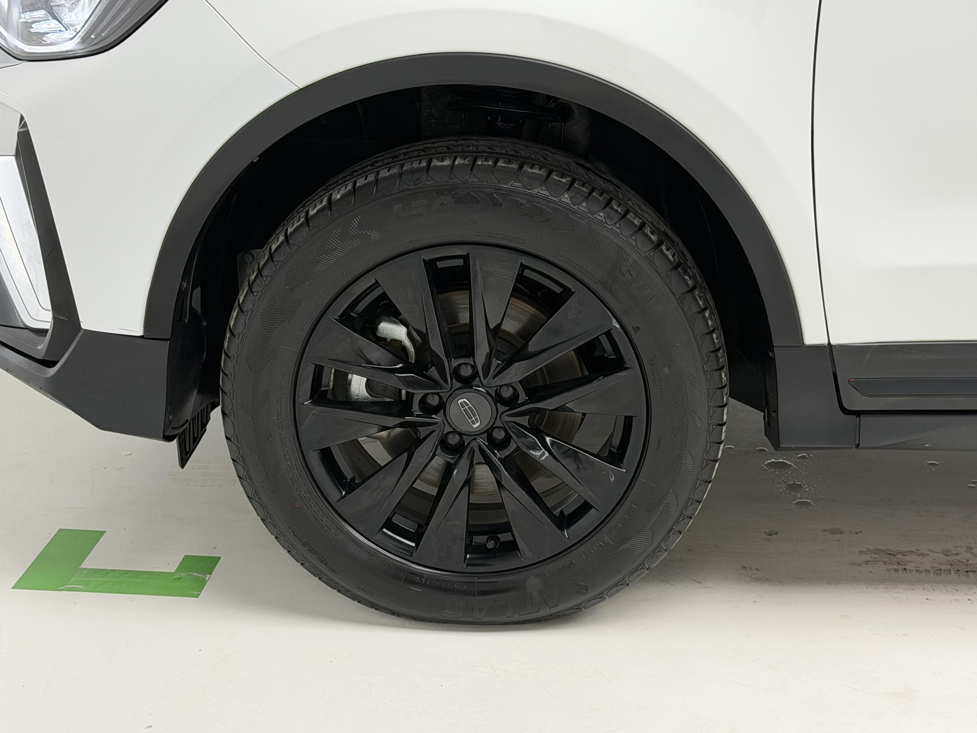Geely Boyue 2022 thumb 8