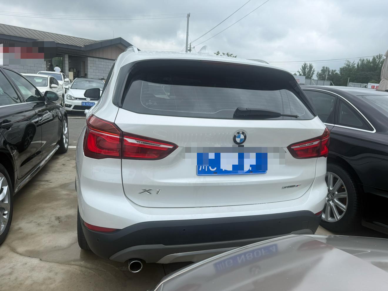 BMW X1 2018 thumb 3