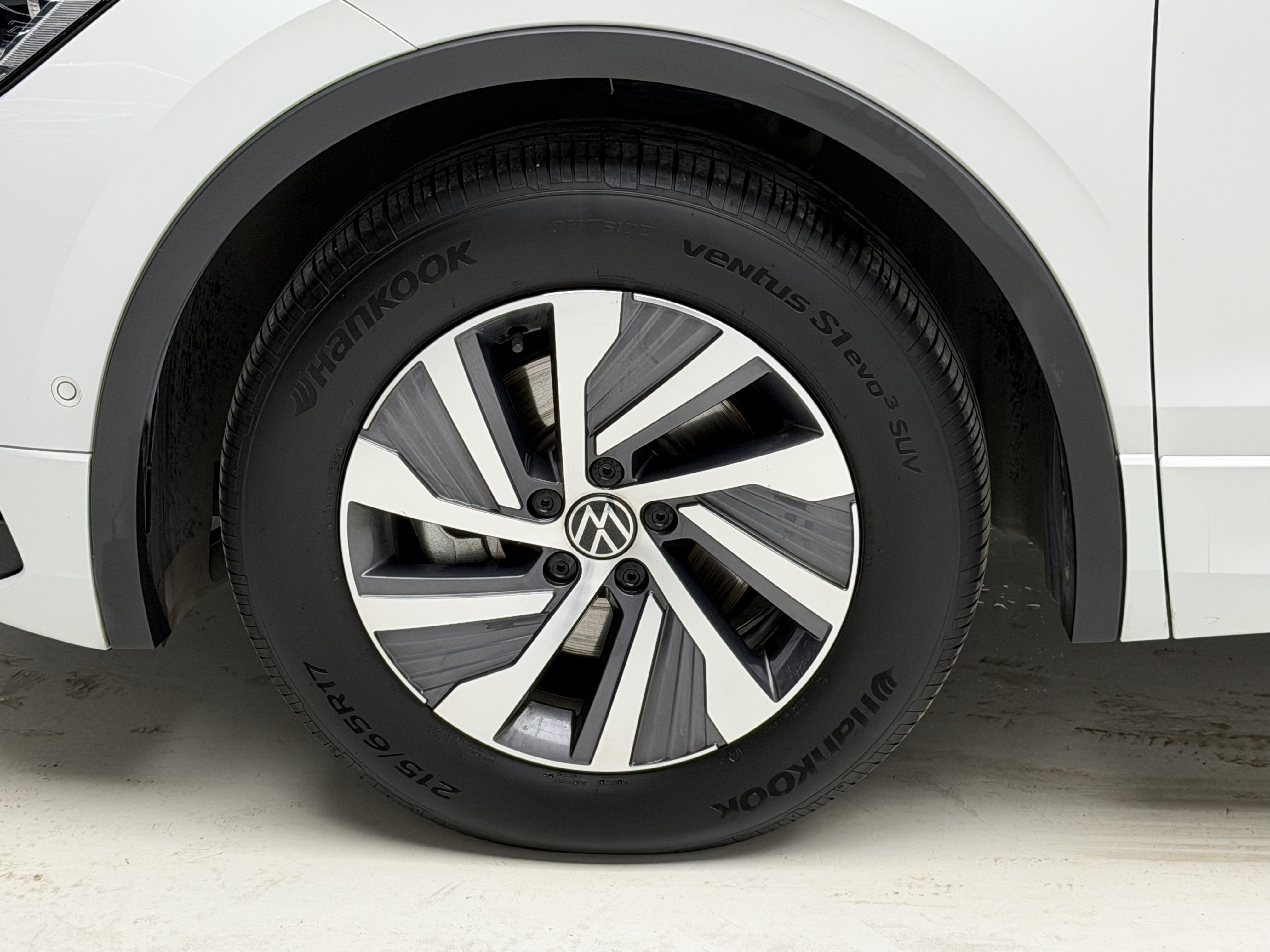 Volkswagen Tiguan 2023 thumb 8