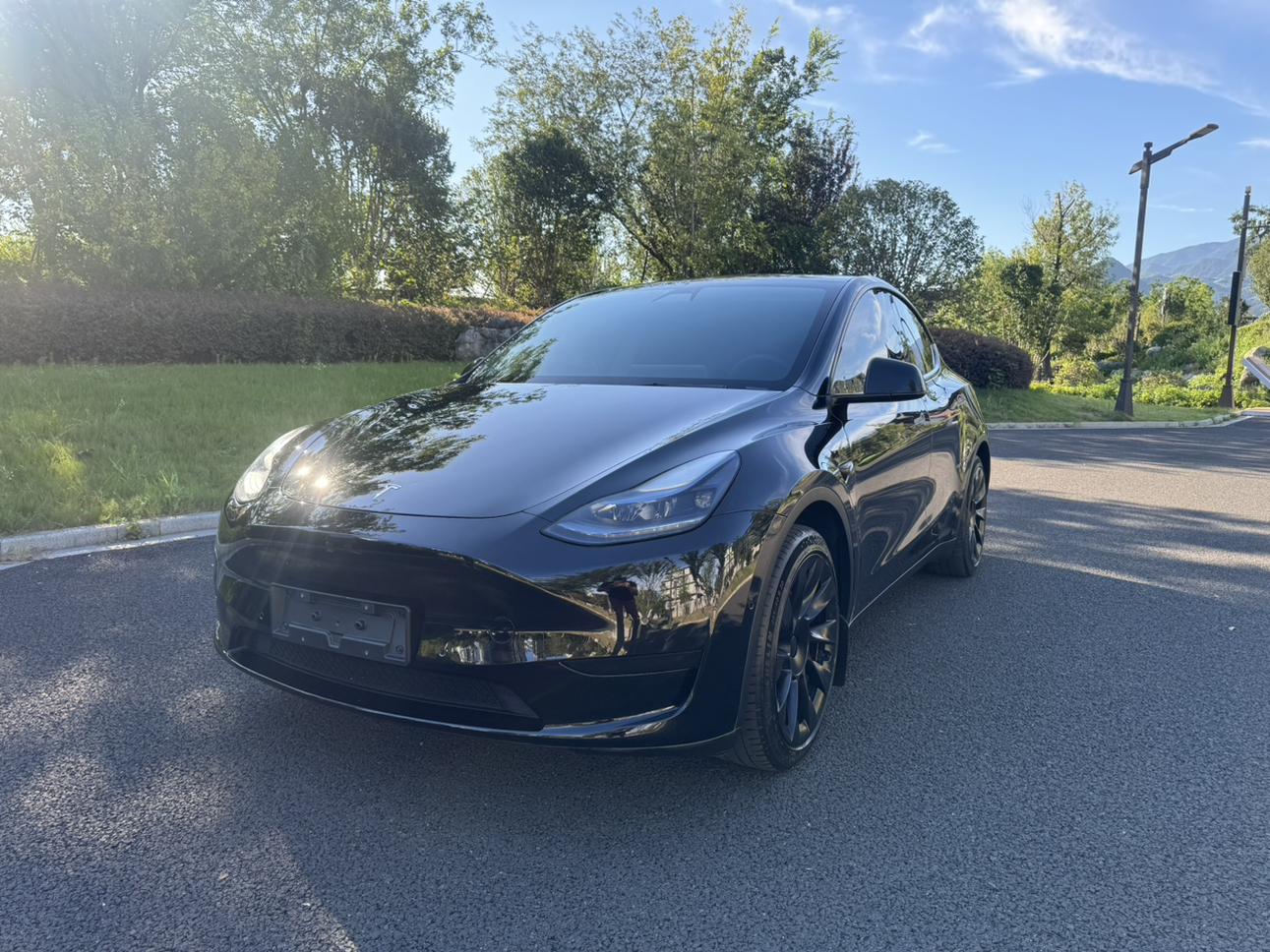 Tesla Model Y 2022 thumb 8