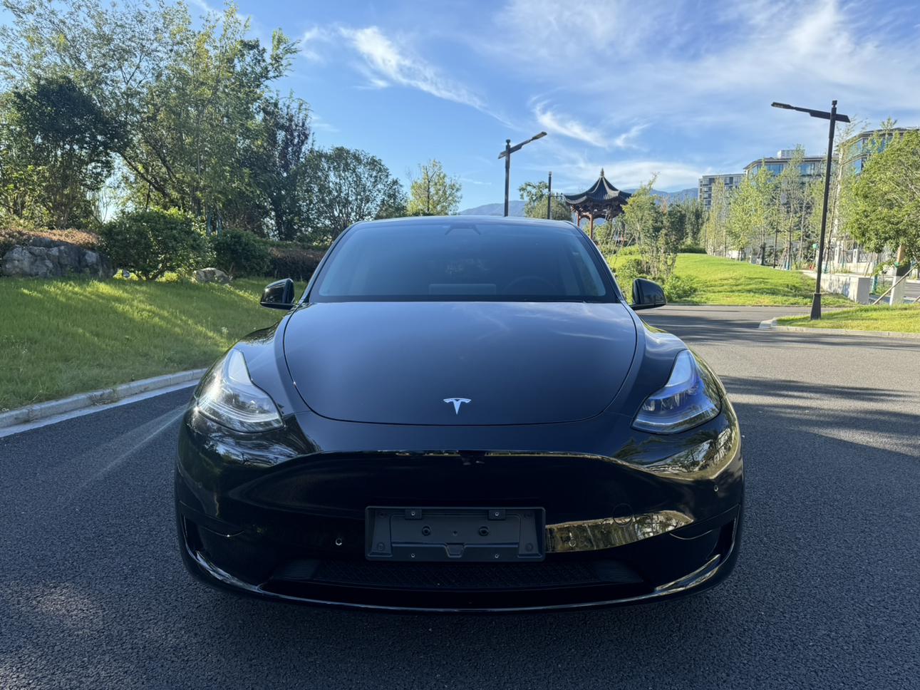 Tesla Model Y 2022 thumb 9