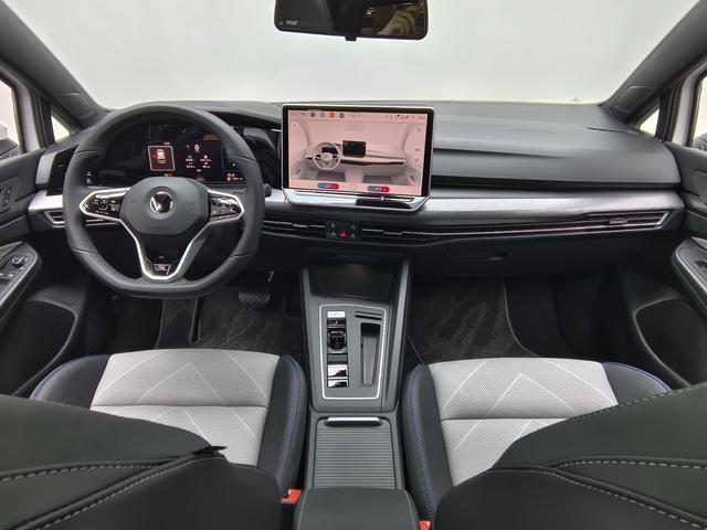 Volkswagen Golf Sportsvan 2025 thumb 12