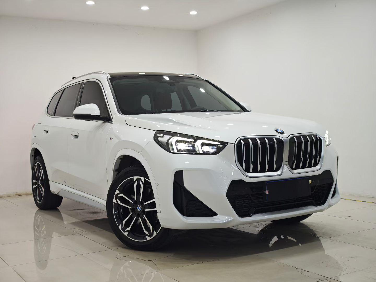 BMW X1 2023 thumb 10