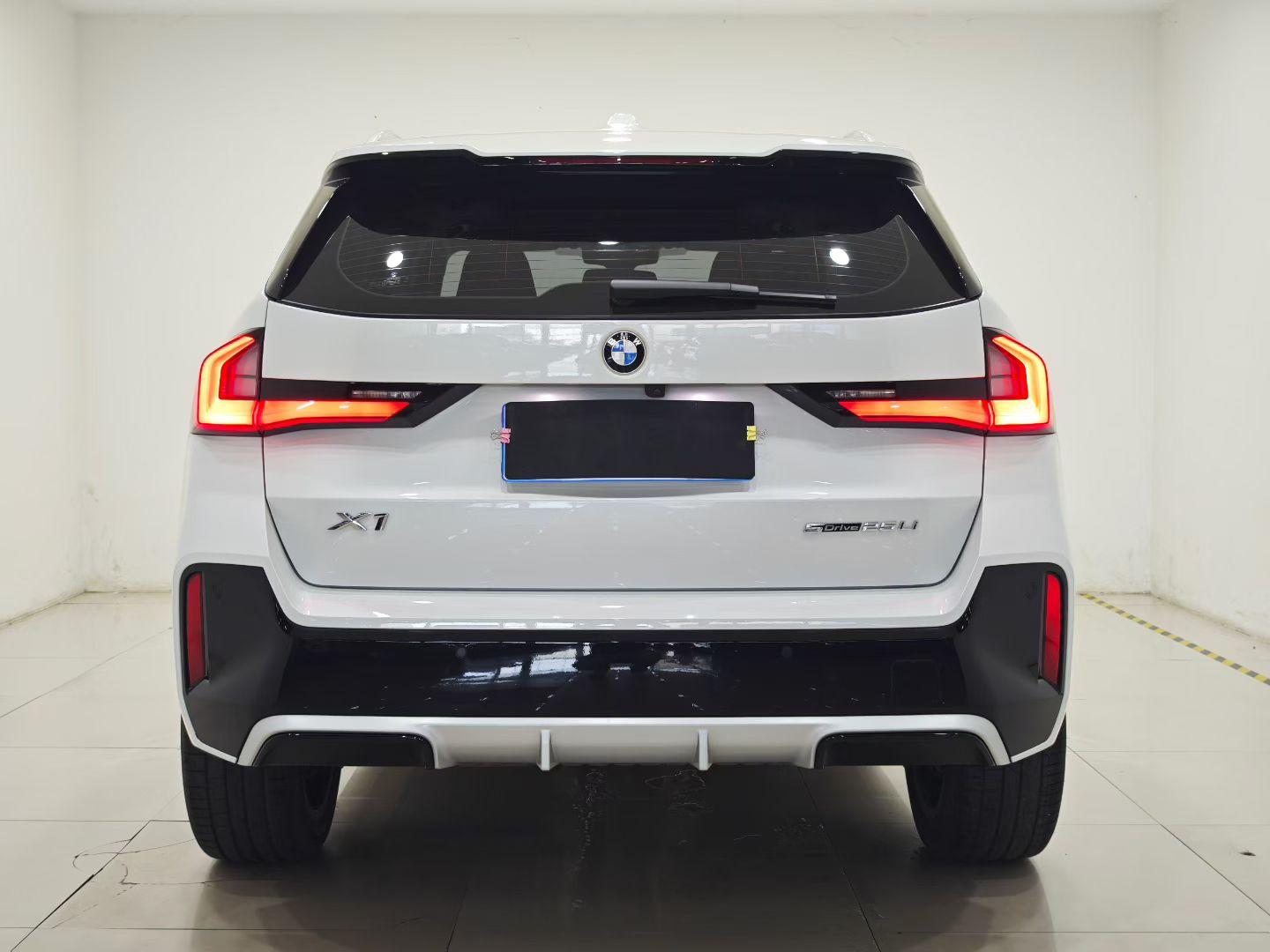 BMW X1 2023 thumb 12