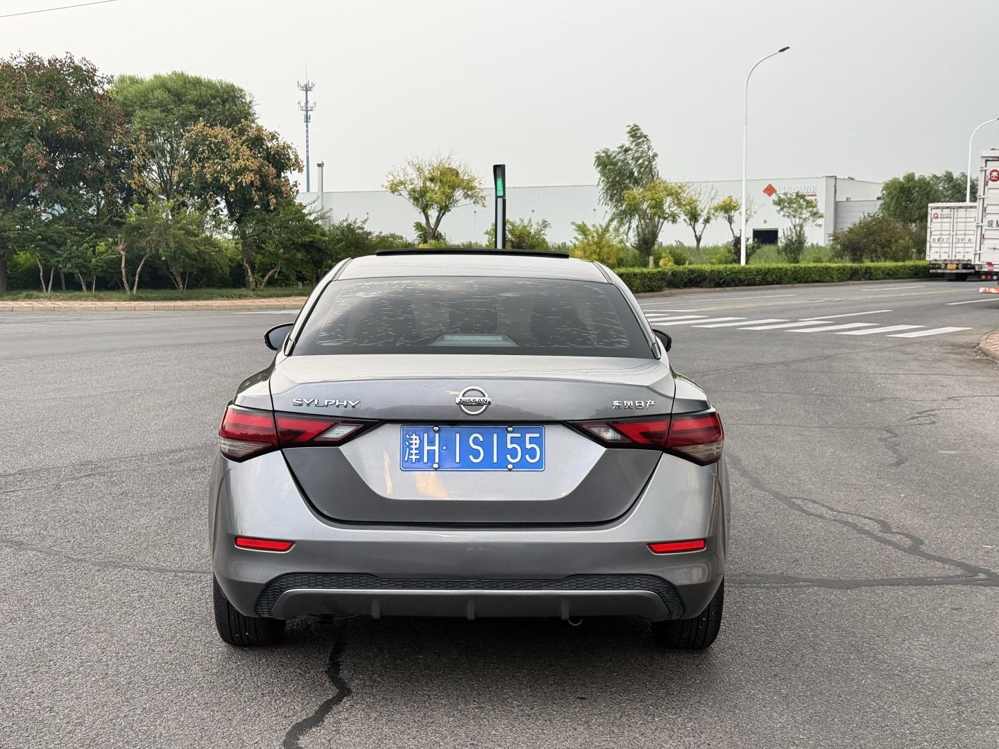 Nissan Sylphy 2021 thumb 2