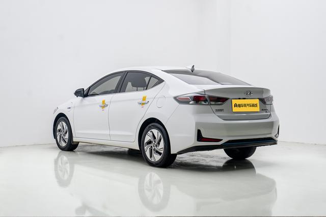Hyundai PHEV 2019 thumb 3