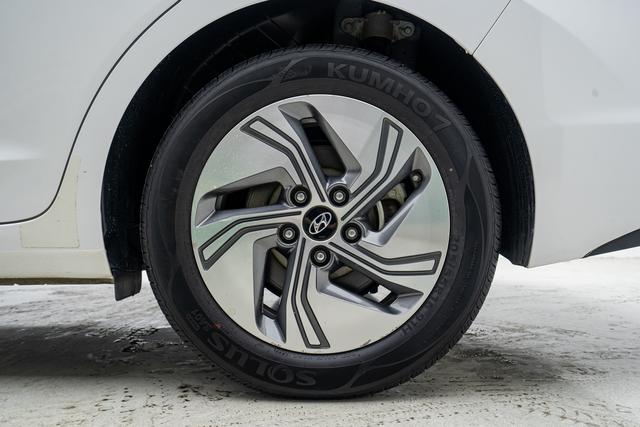 Hyundai PHEV 2019 thumb 7