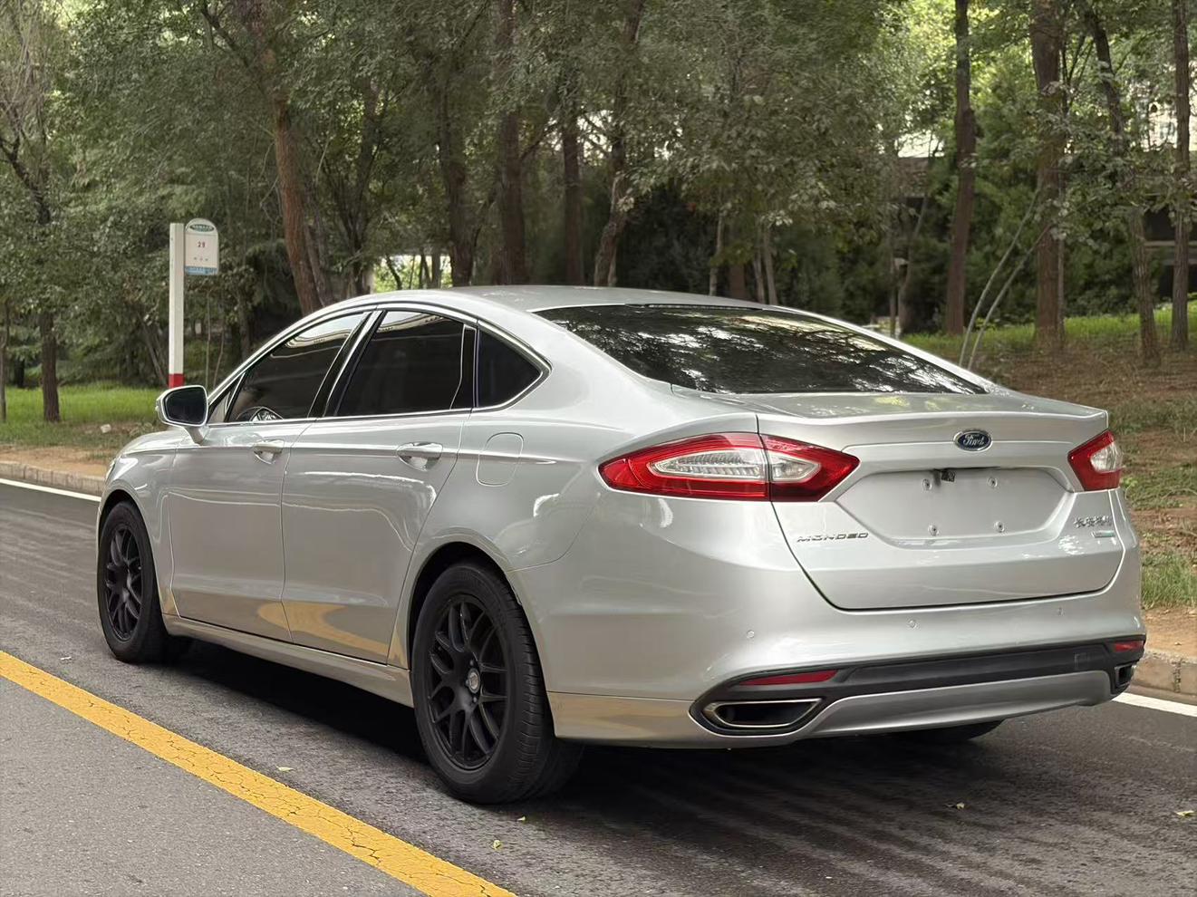 Ford Mondeo 2013 thumb 2