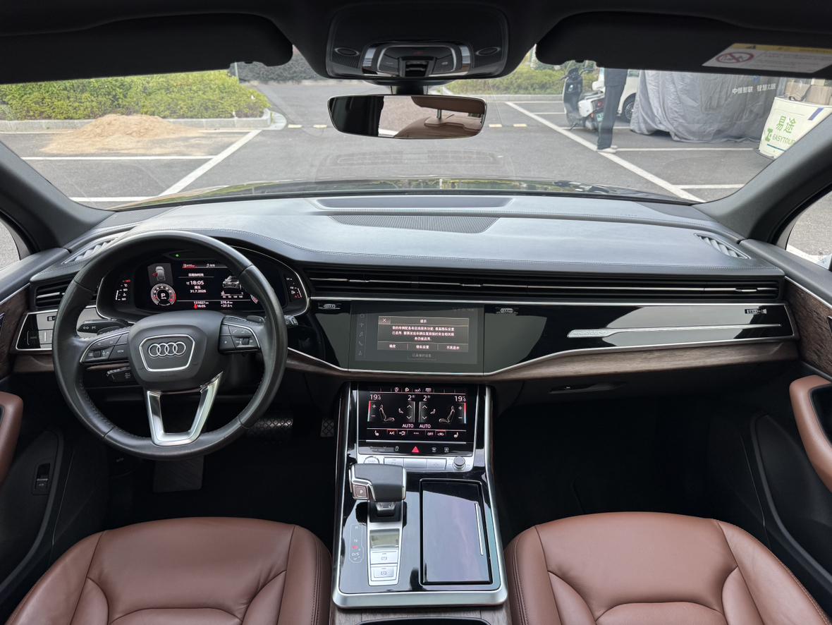 Audi Q7 2020 thumb 5