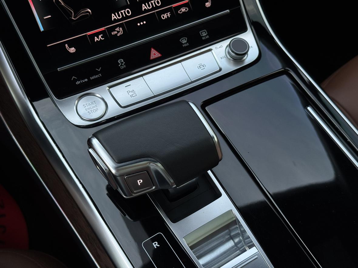 Audi Q7 2020 thumb 8