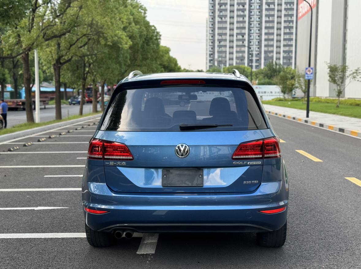 Volkswagen Golf 2016 thumb 2