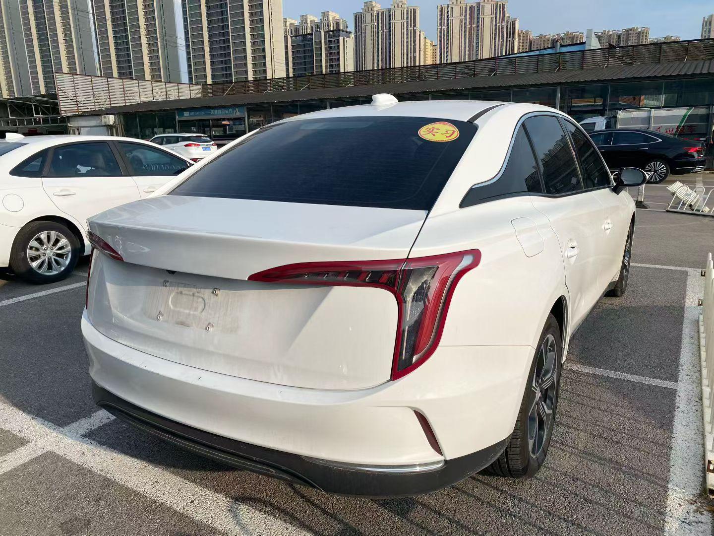 Hongqi E-QM5 2024 thumb 3