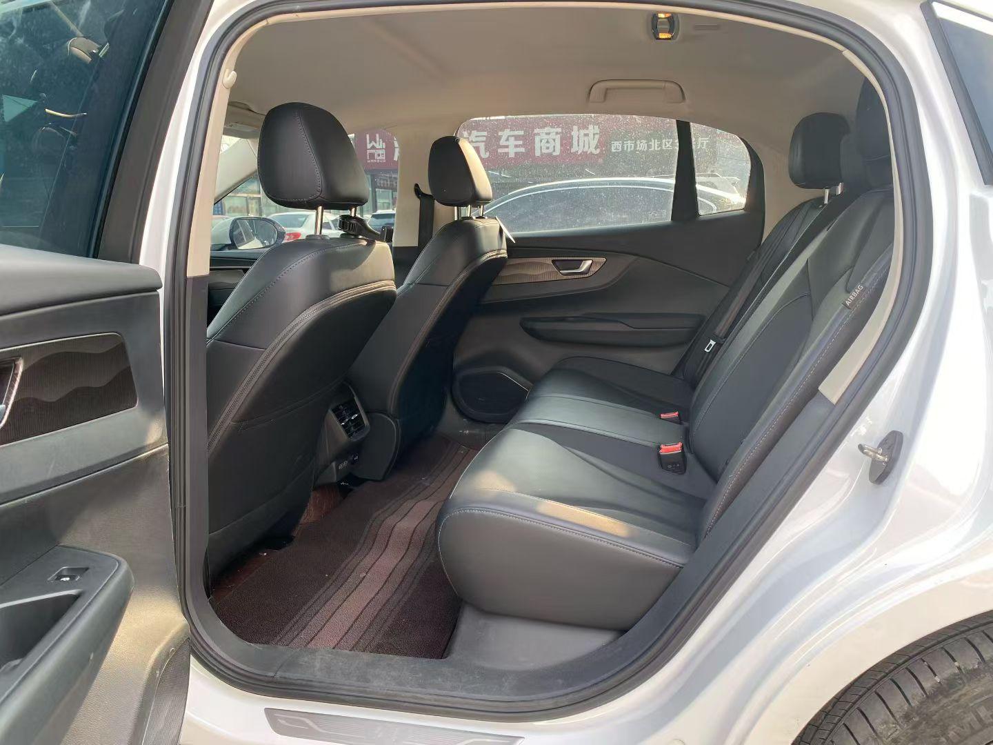 Hongqi E-QM5 2024 thumb 8