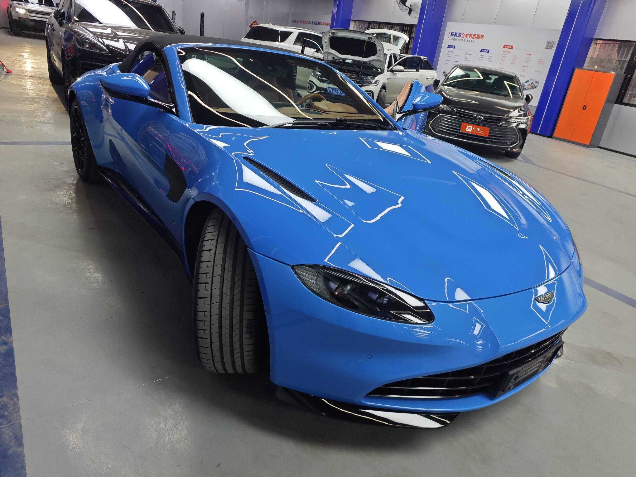 Aston Martin Vantage 4.0T V8 2020 thumb 9