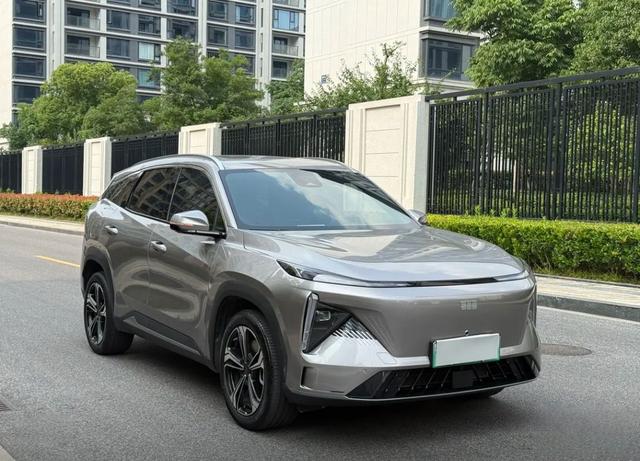 Geely Galaxy L7 2024 thumb 10