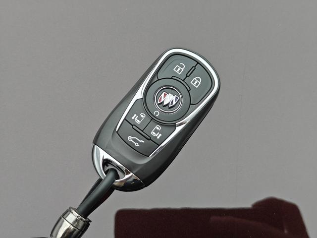Buick GL8 2020 thumb 9