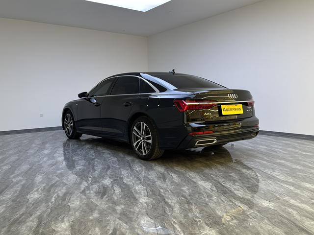 Audi A6 2022 thumb 3